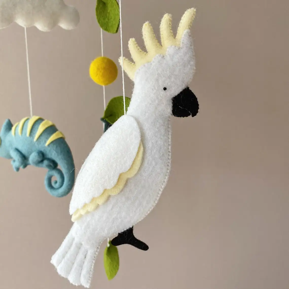 Baby Toys Safari Stuffed and Plush Animal Chameleon Sloth Handmade Crochet Wood Musical Felt Baby Crib Mobiles for Baby Girl Boy