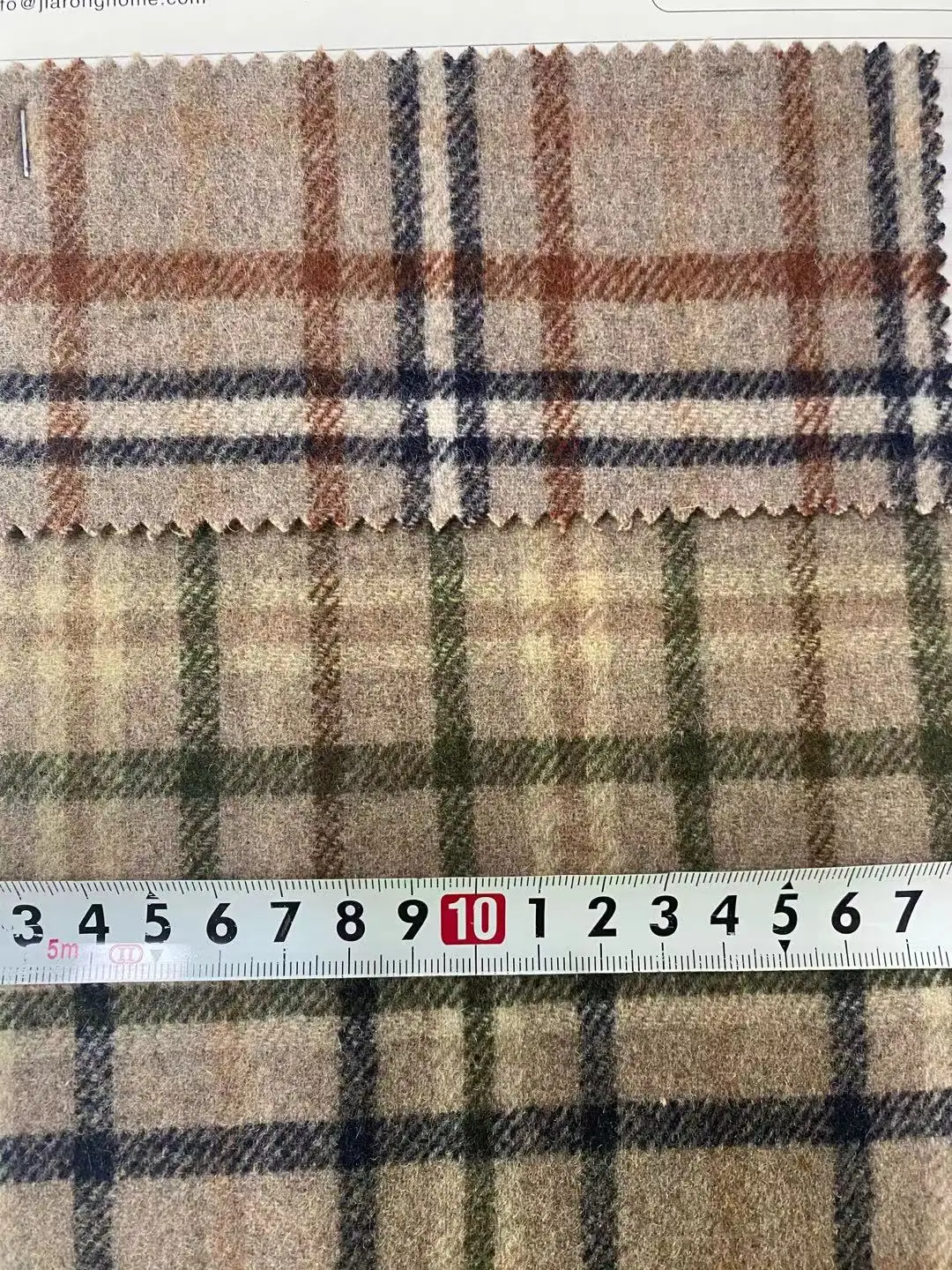 533GSM 59 Inch Width Classic Checker Double Sided Wool 80% Wool Chemical Fiber Spot Woolen Winter Overcoat Fabric