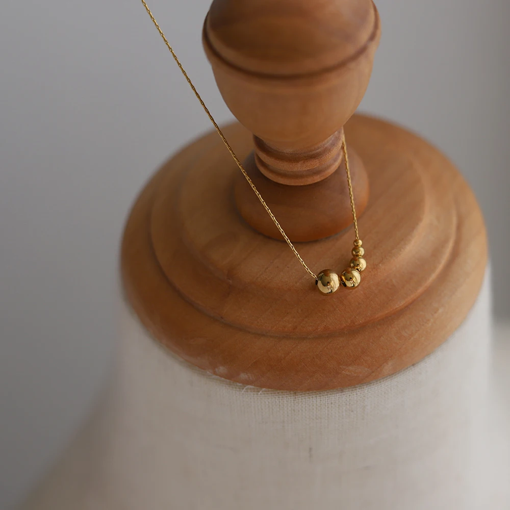 Colar de Pérolas Douradas Grandes e Pequenas com Pingente, Corrente Fina em  Aço Inoxidável Banho de Ouro 18k para Presentes de Meninas, image size:1000x1000