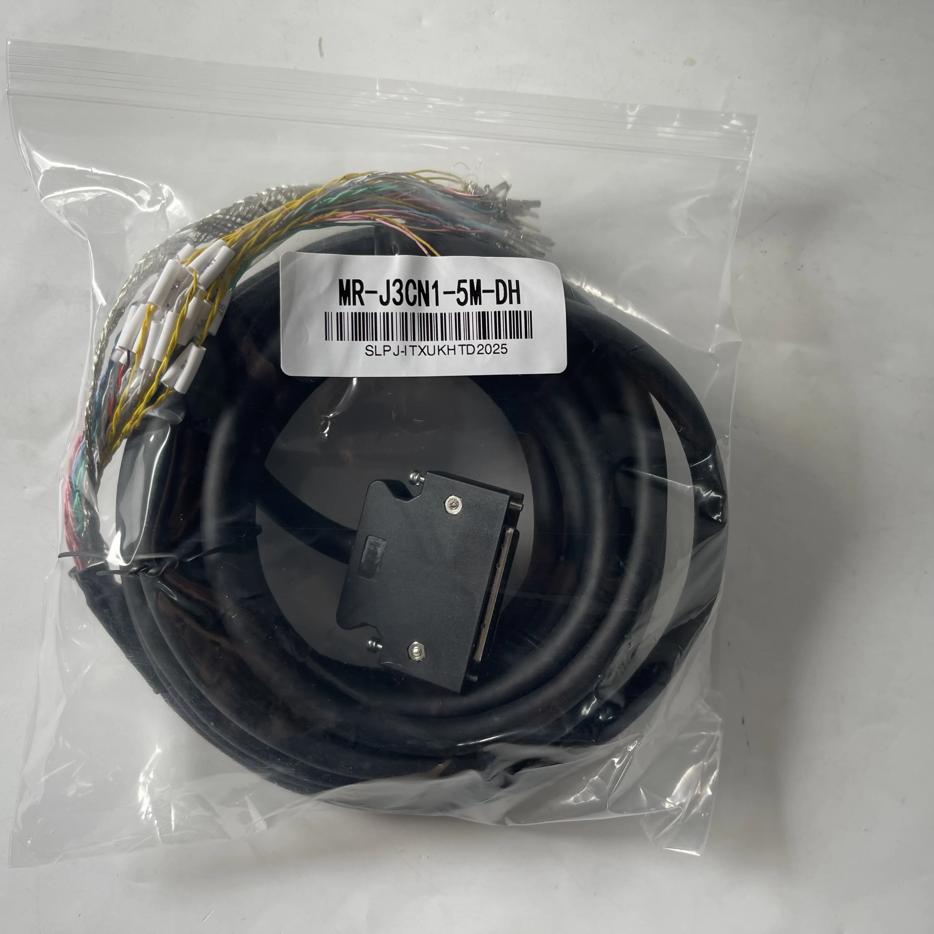 Mitsubishi Servo Motor Cable MR-J3CN1-5M-DH Mitsubishi Servo Motor Cable MR-J3CN1-5M-DH
