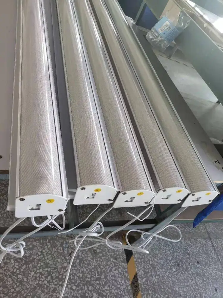 Smart Home Electronic Rolling Shutter windows Curtains Vertical Blind Fabric Sunshade Curtain Wooden Motorised Rolling Curtains
