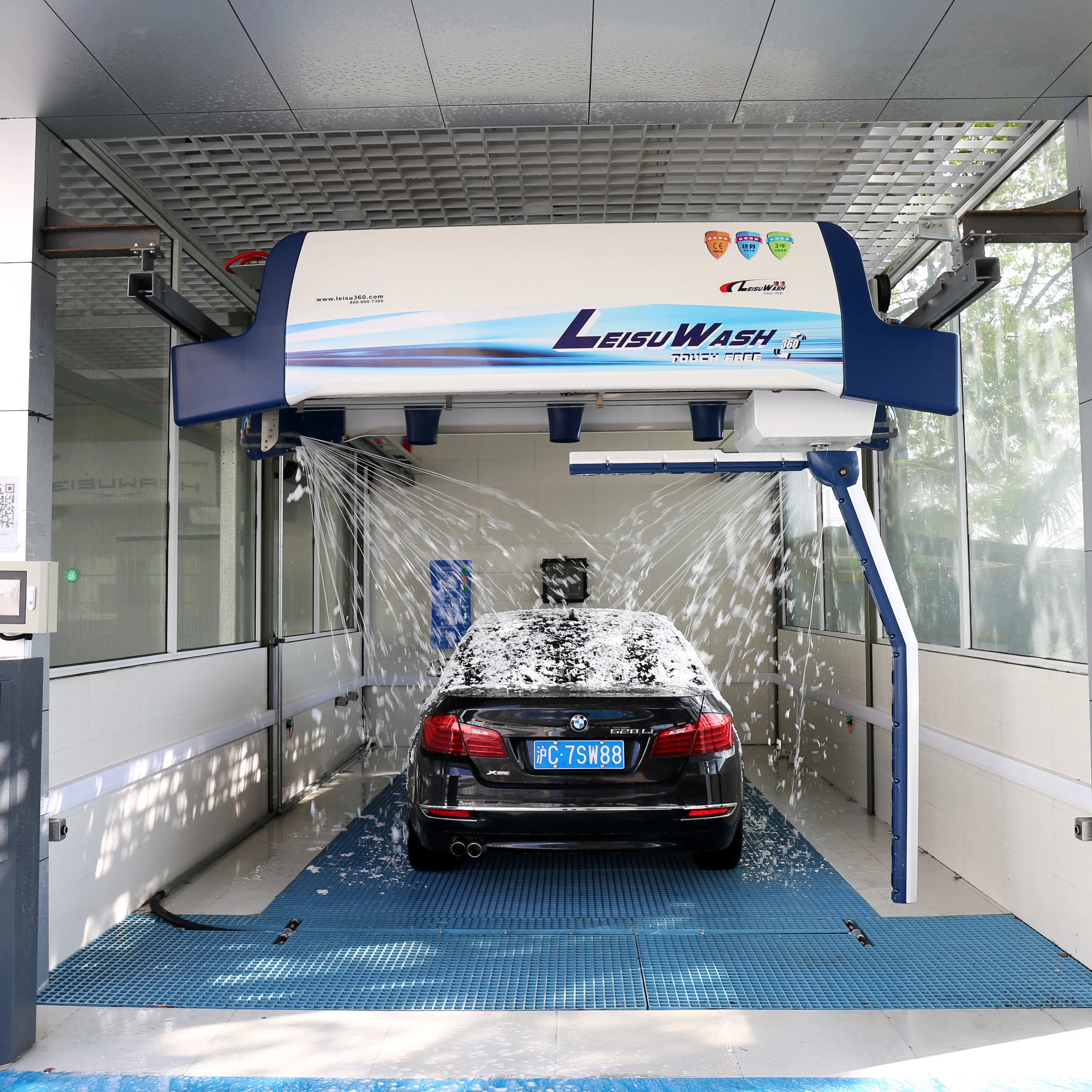 Автоматический автомобиль. Автоматическая бесконтактная мойка Leisuwash 360. Робот мойка Leisuwash. Автомойка leisu Wash. Leisuwash 360 Automatic Touchless car Wash Equipment.