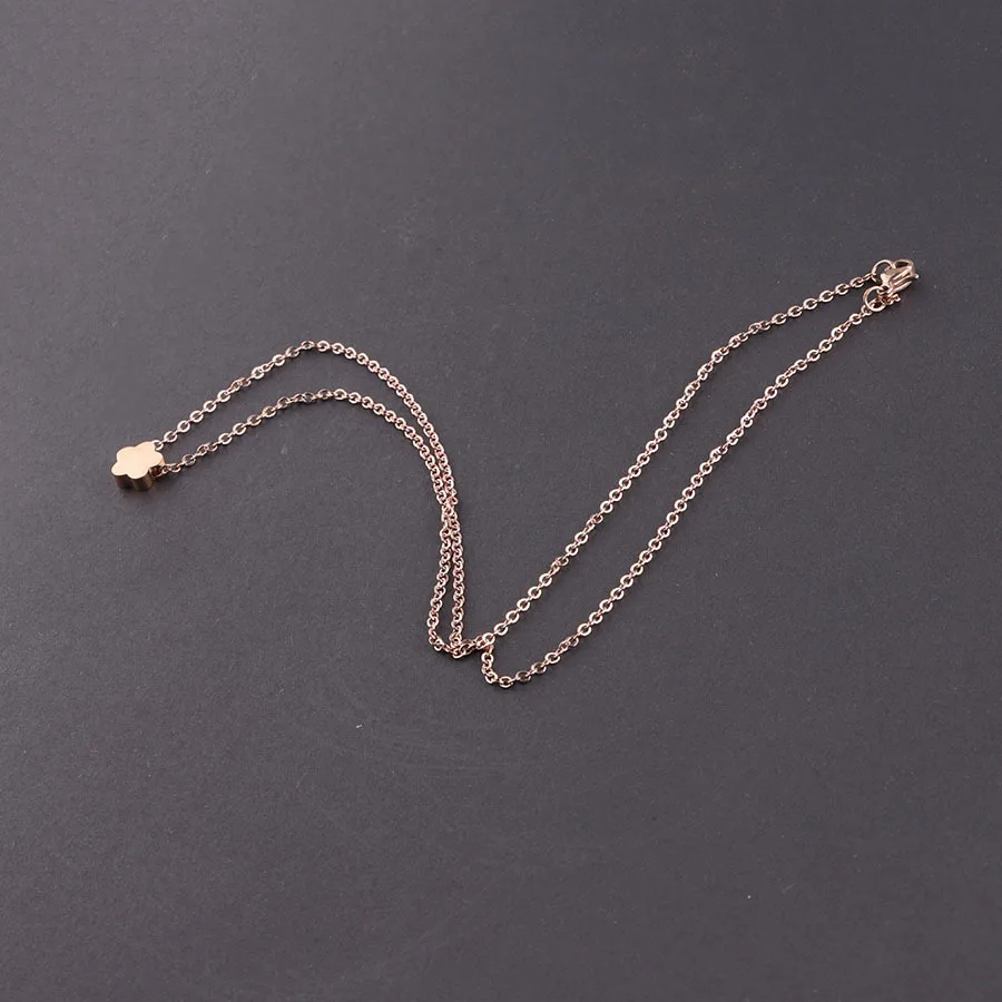 Flower Pendant Necklace