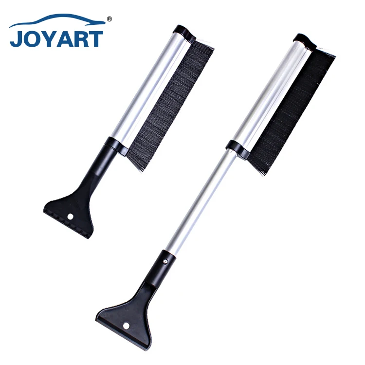 Пластиковая щетка для снега и съемный скребок льда