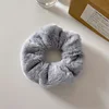 Gris foncé