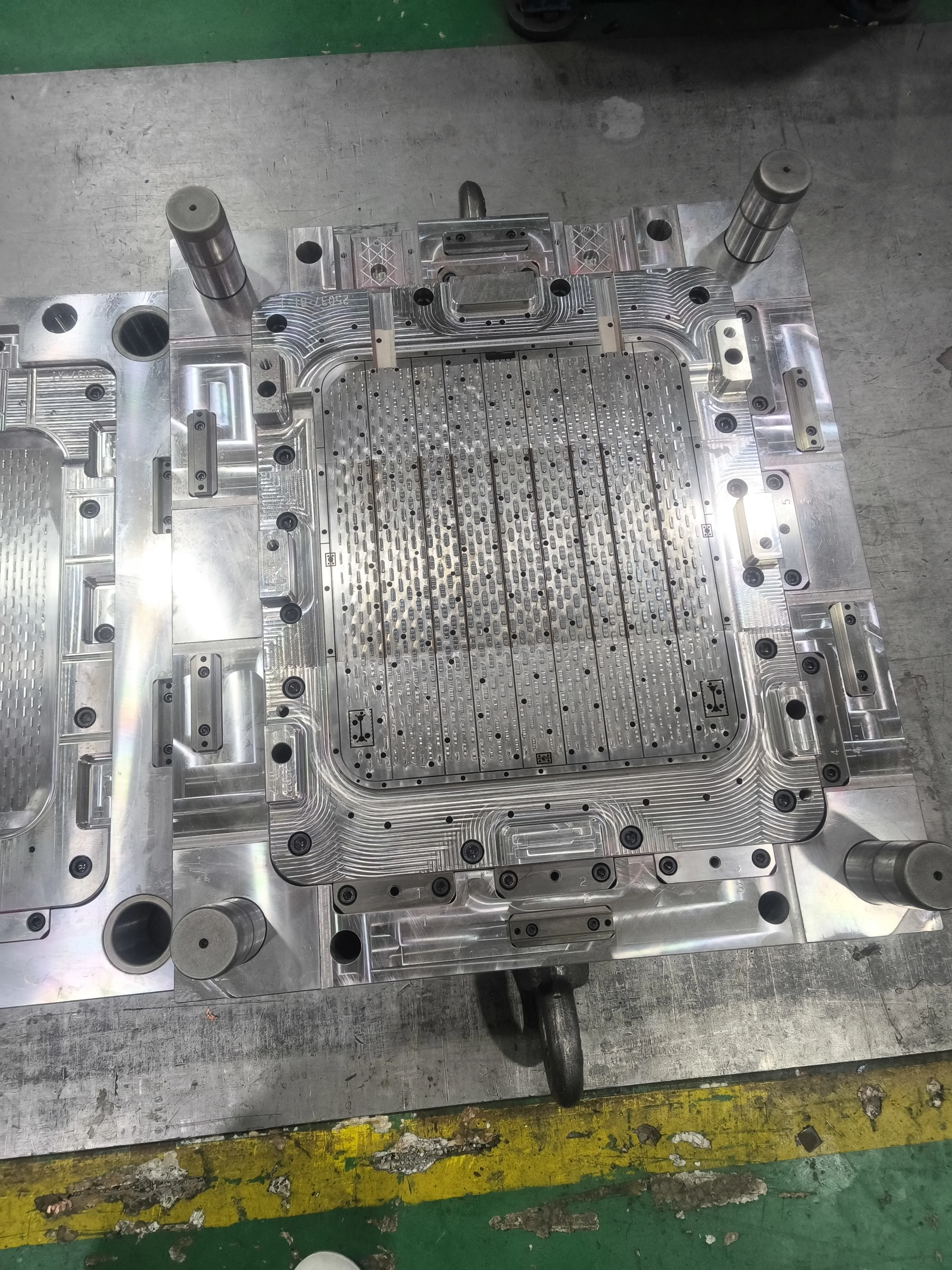 Custom ABS PVC PP PC Plastic Mold for Household Air Purifiers