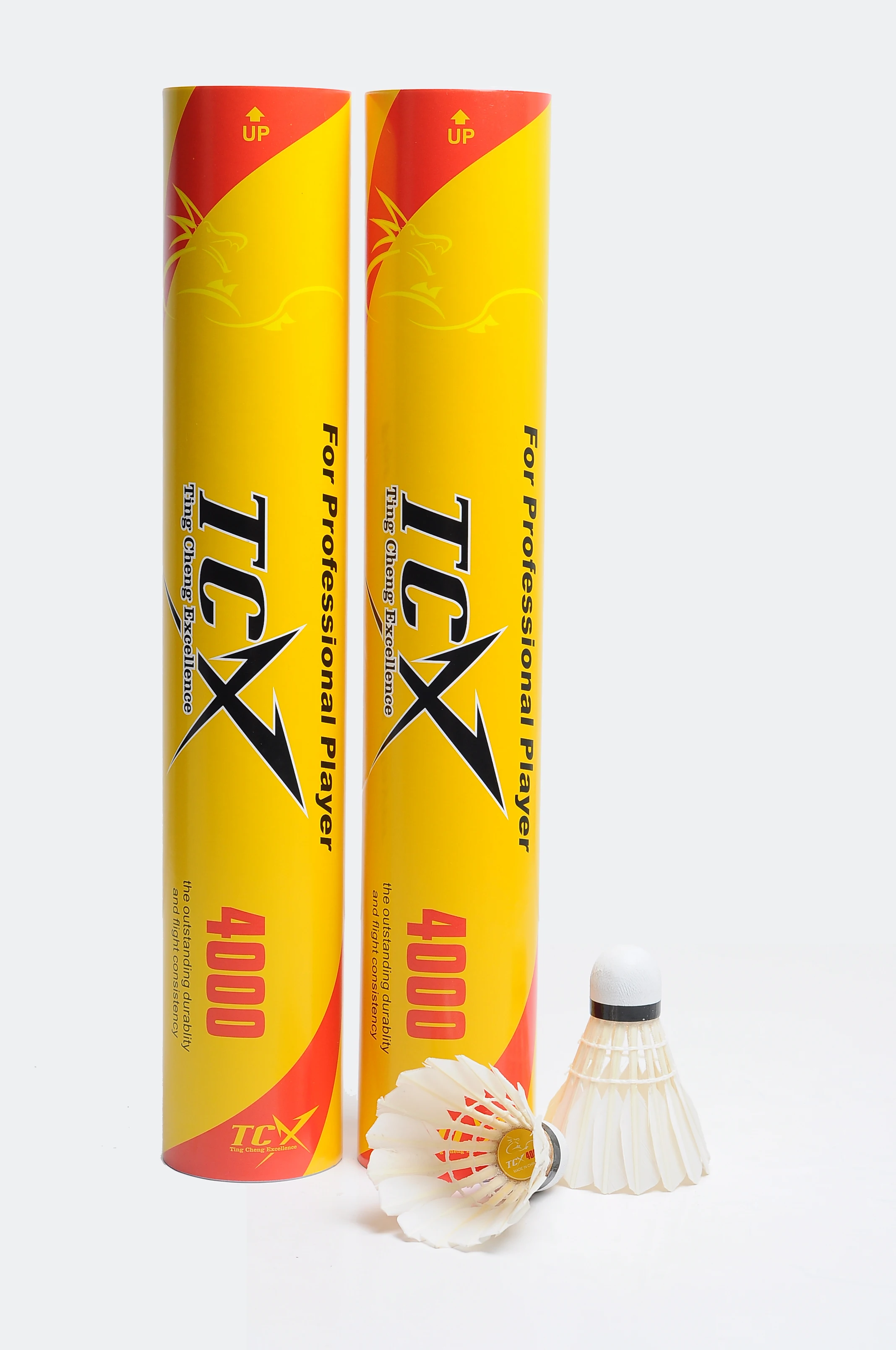 バドミントンシャトル新品４点 ヨドバシ.com - ヨネックス YONEX メイビス40 M40P-M 6個入