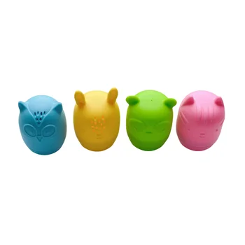 Newborn kids toys small animal shaped 4 piece ocean series baby water game 100% food grade silicone bath toys