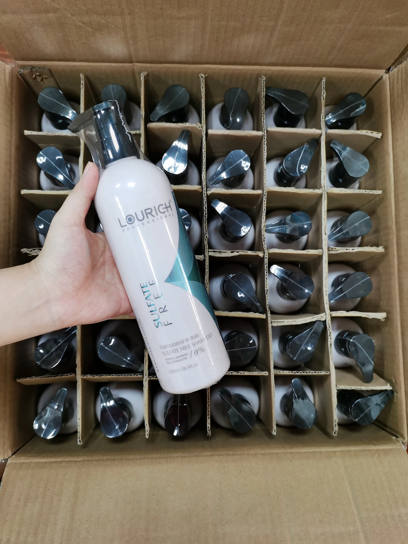 Lourub Cream Shampoo 300ml 3本セット TRESemme Rich Moisture Shampoo, 2 ct./28 oz. | BJ's
