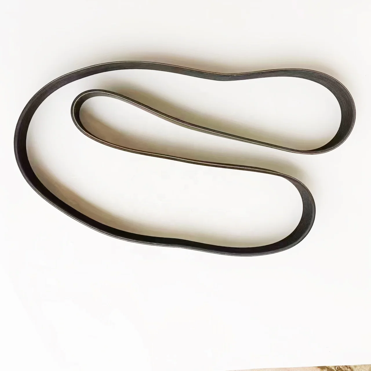 Engine Fan V-Ribbed Belt 01183381 for BF6M2012 - 1977mm