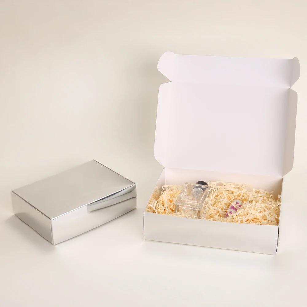 Custom Elegant Design Folding Soft Shipping Box Special Silver Card Paper for Candle with Logo Sticker