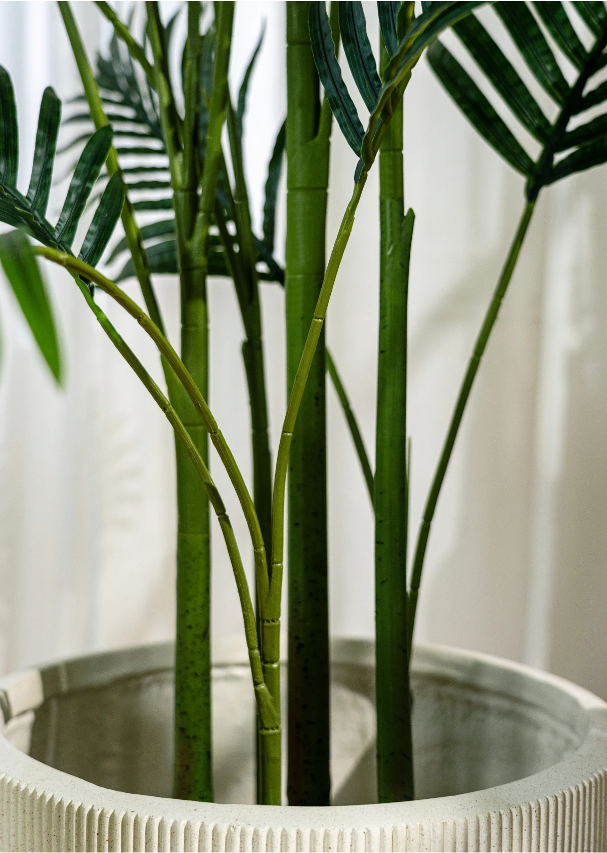 Plastic Artificial Plants Pot Decorative Tree Artificial Leaves Plants Faux Plants Greenery for Indoor Christmas Tree Decoration details