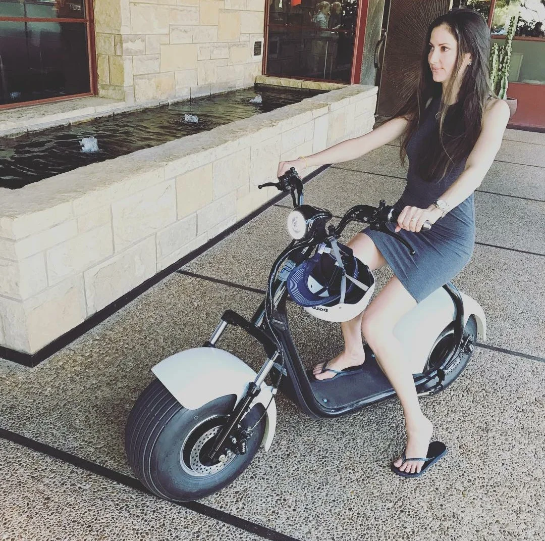 [USA EU CN Stock] 2 wheels 1000w/2000w/3000w 60v high speed 25-60km/h fat tire electric scooter citycoco scrooser