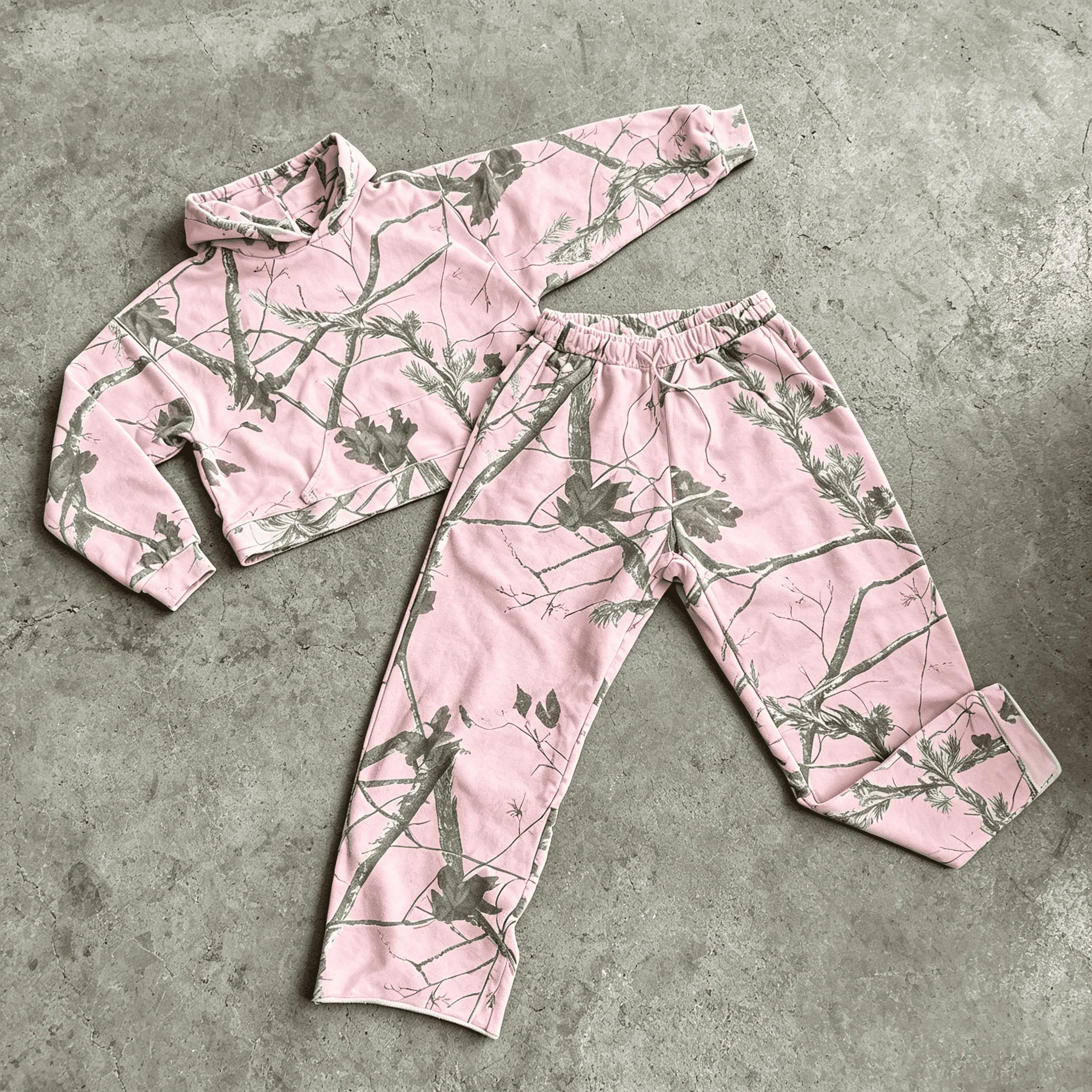 Custom Pink Real Tree Camo Cropped Hoodie and Sweatpants Two Piece Streetwear Tracksuit for Men gallery 7