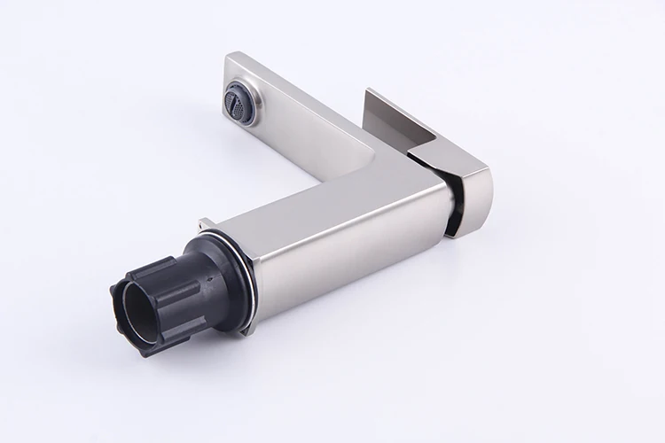 Mezclador de grifo de lavabo de baño cepillado con un solo orificio montado en cubierta