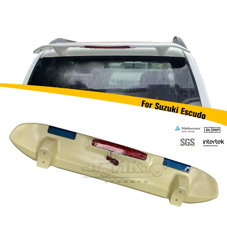 エスクァイア　純正リアルーフスポイラーLED付き エスクァイア 純正リアルーフスポイラーLED付き エスクァイア 純正リア