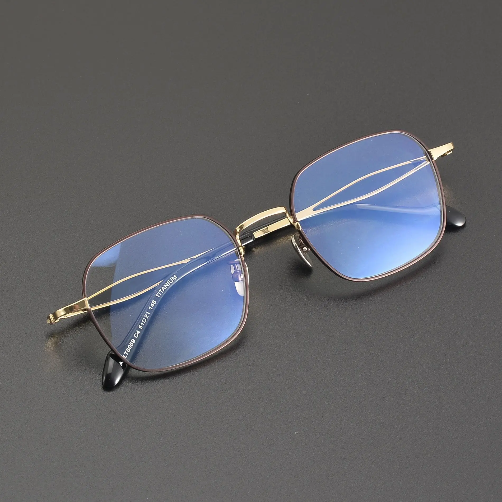 Shop Our Shenzhen Factory Design Pure Titanium Glasses Frame