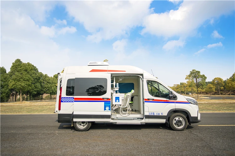New Model Saic Maxus 4x2 Mobile Dental Clinic Car Medical Service