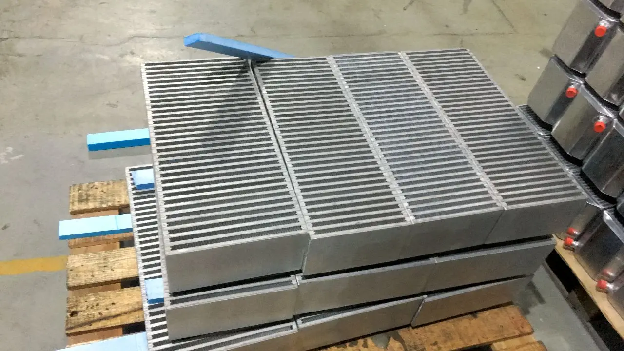 High Performance Small Intercooler Core