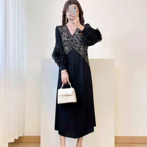 New Large-sized Pleated Dress Manufacturer - Wholesale of Extremely Stretchy Dresses