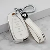 4 Button B White + Keychain