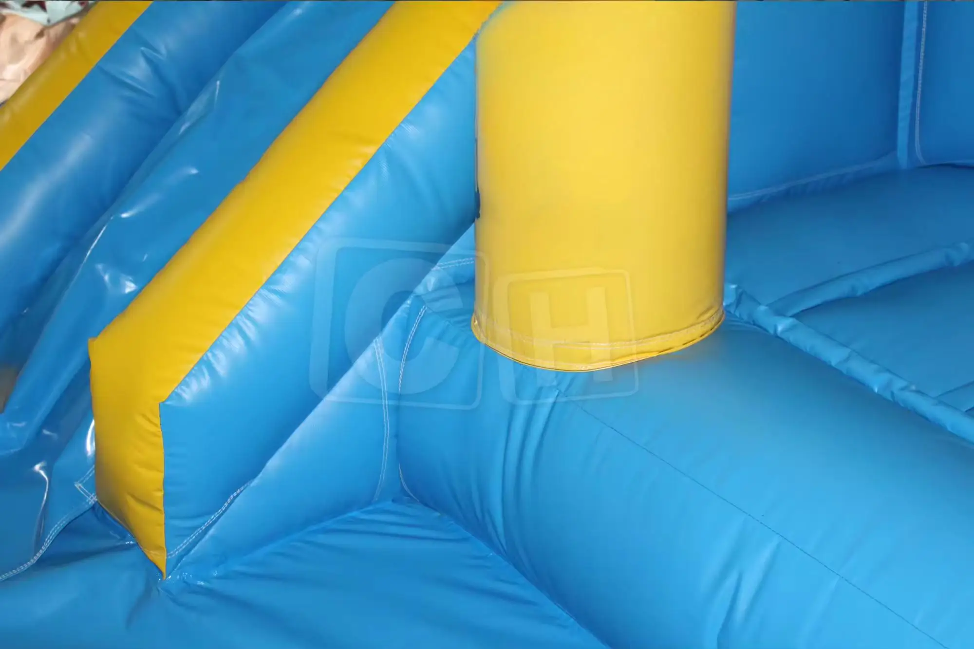 Popular Inflatable Bouncer Pool, Design Bouncy House Jumping Wet Bouncer ,Jumping Castle for Summer