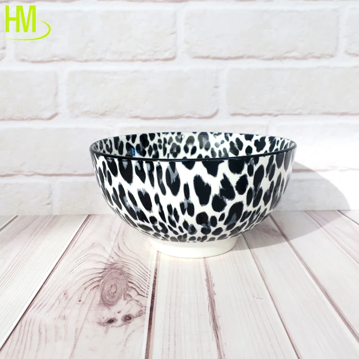 2025 New Customizable Leopard Print Dinnerware Sets Ceramic Porcelain Dinner Plates for Parties Stoneware Material