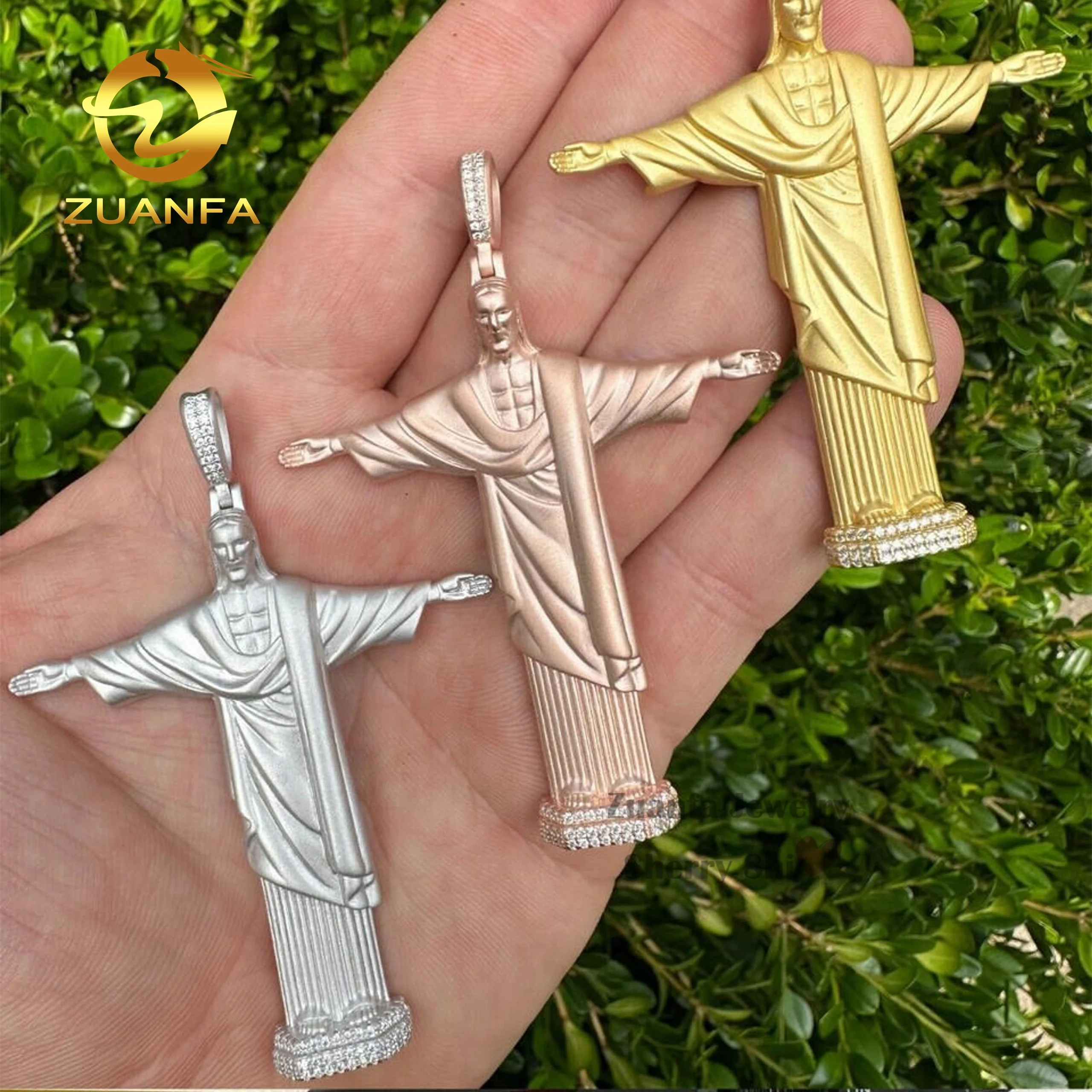 ciondolo in oro giallo e bianco 18k, 750, volto di Cristo Gesù Ecce Homo incredibilmente dettagliato MADE IN ITALY