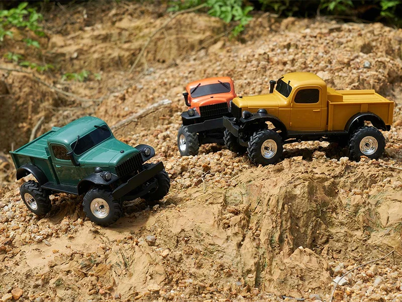 UDIRC UCX2401 1:24パワーワゴンSALVATOR小型RCロッククローラー全地形