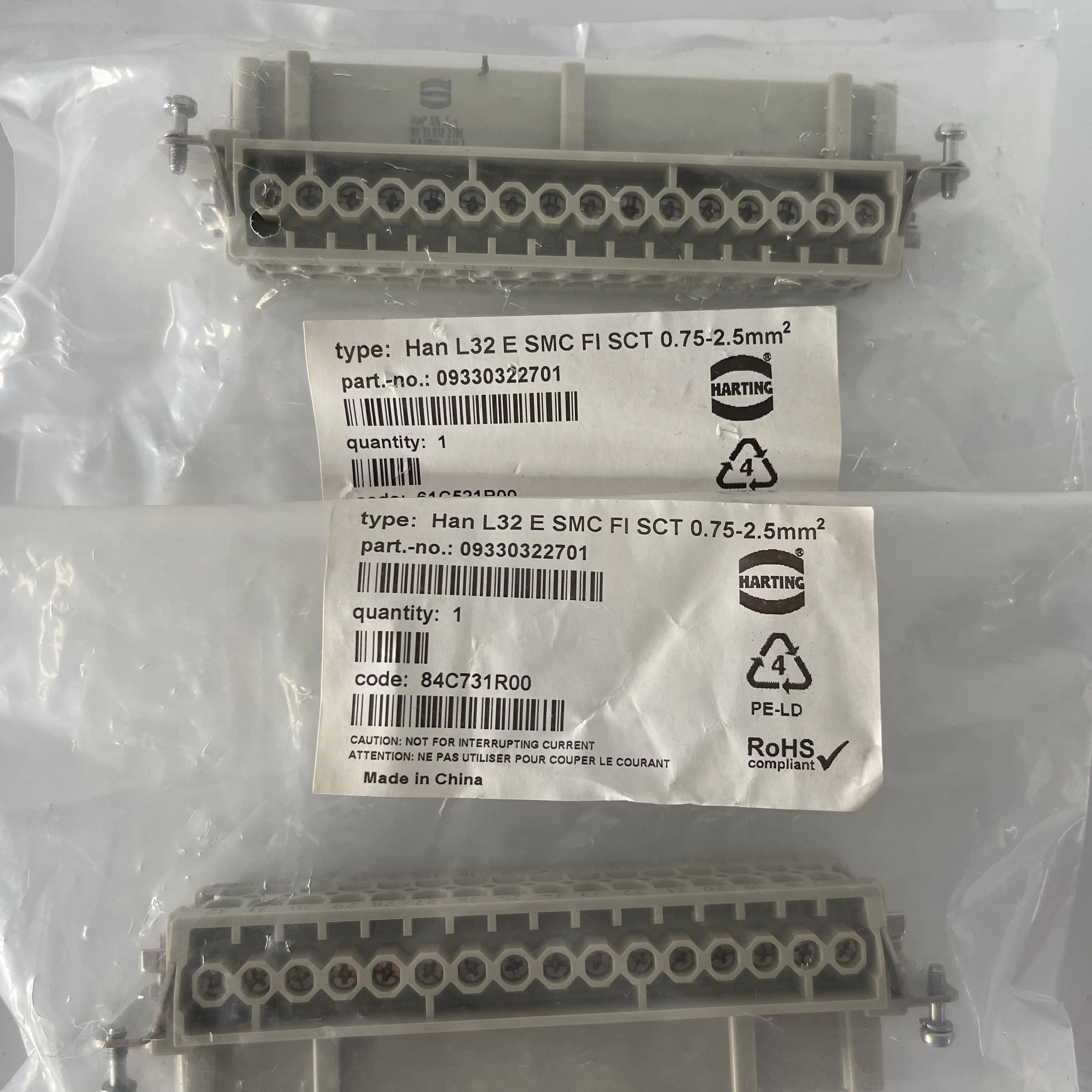 HARTING Han Connector Insert Han L32 E SMC FI SCT 0.75-2.5m㎡ 09330322701 HARTING Han Connector Insert Han L32 E SMC FI SCT 0.75-2.5m㎡ 09330322701