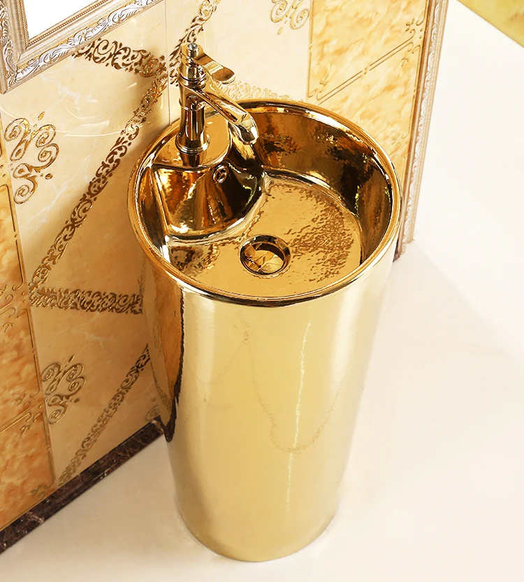 Golden Bathroom Set Luxury Sanitary Ware Ceramic Gold Toilet And Sink