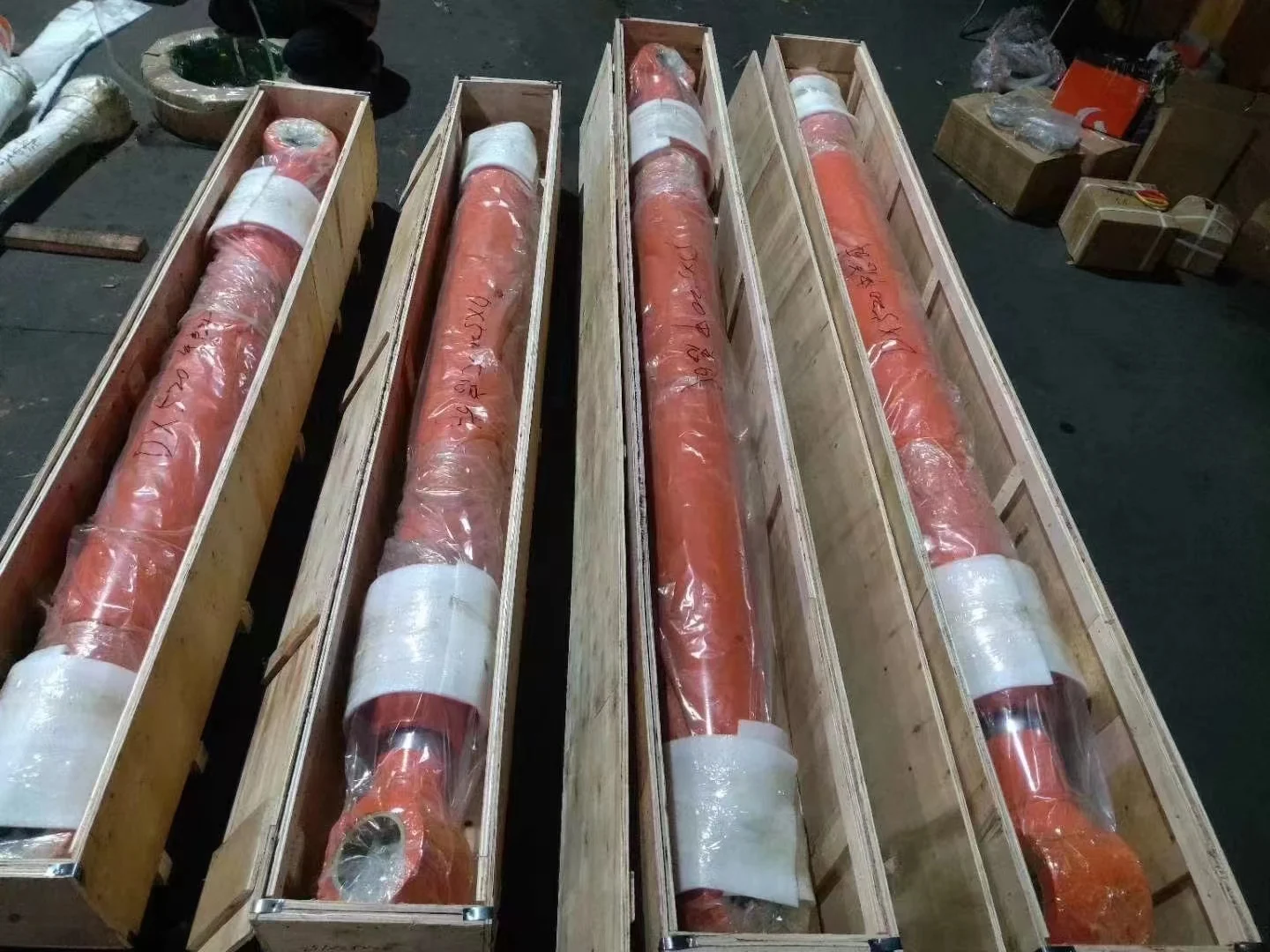ZX210 ZAX210W-3 Excavator Boom Cylinder 4646656 4646652 4663402