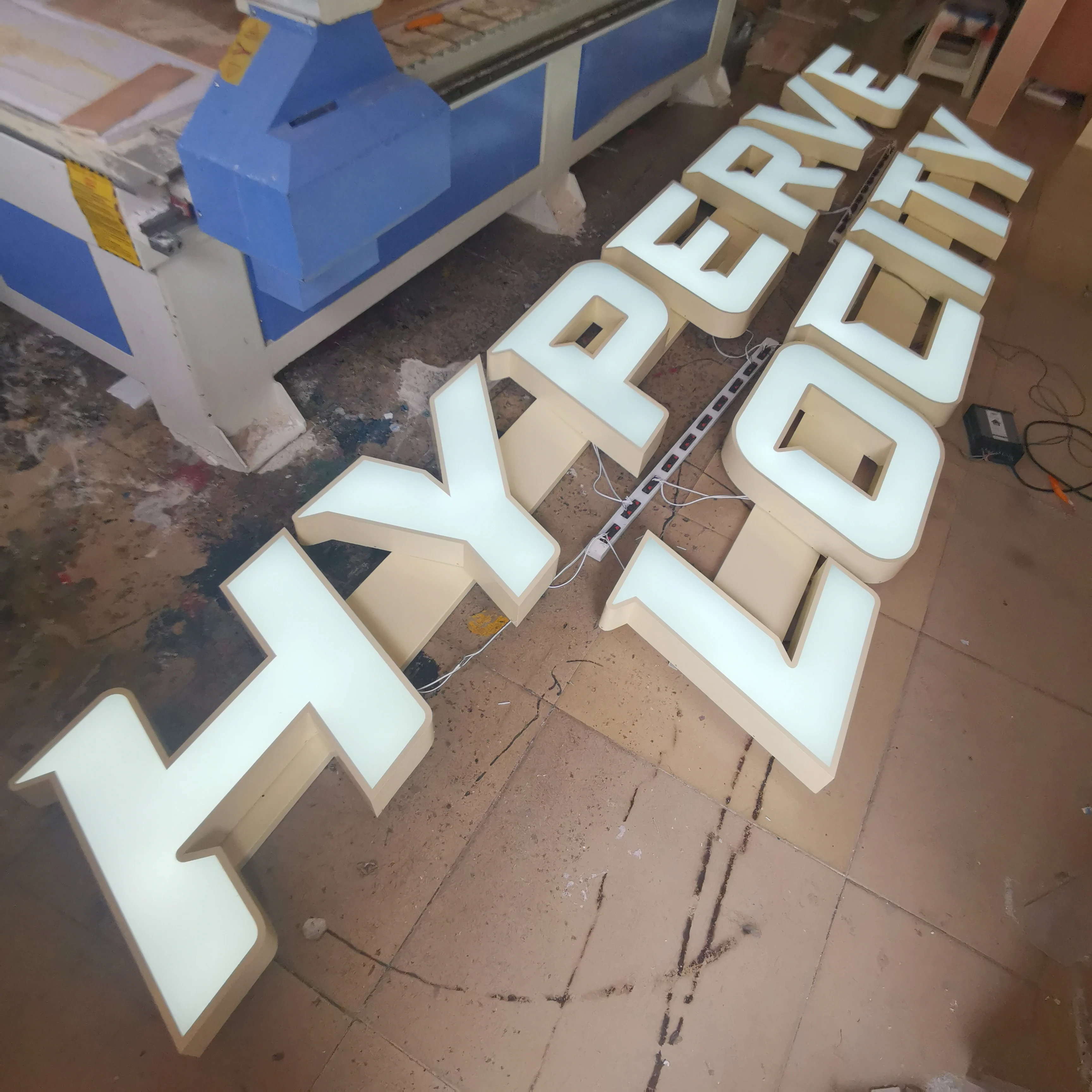 3D освещение акриловый светодиодный канальный знак буквы гибочная машина делая 3d