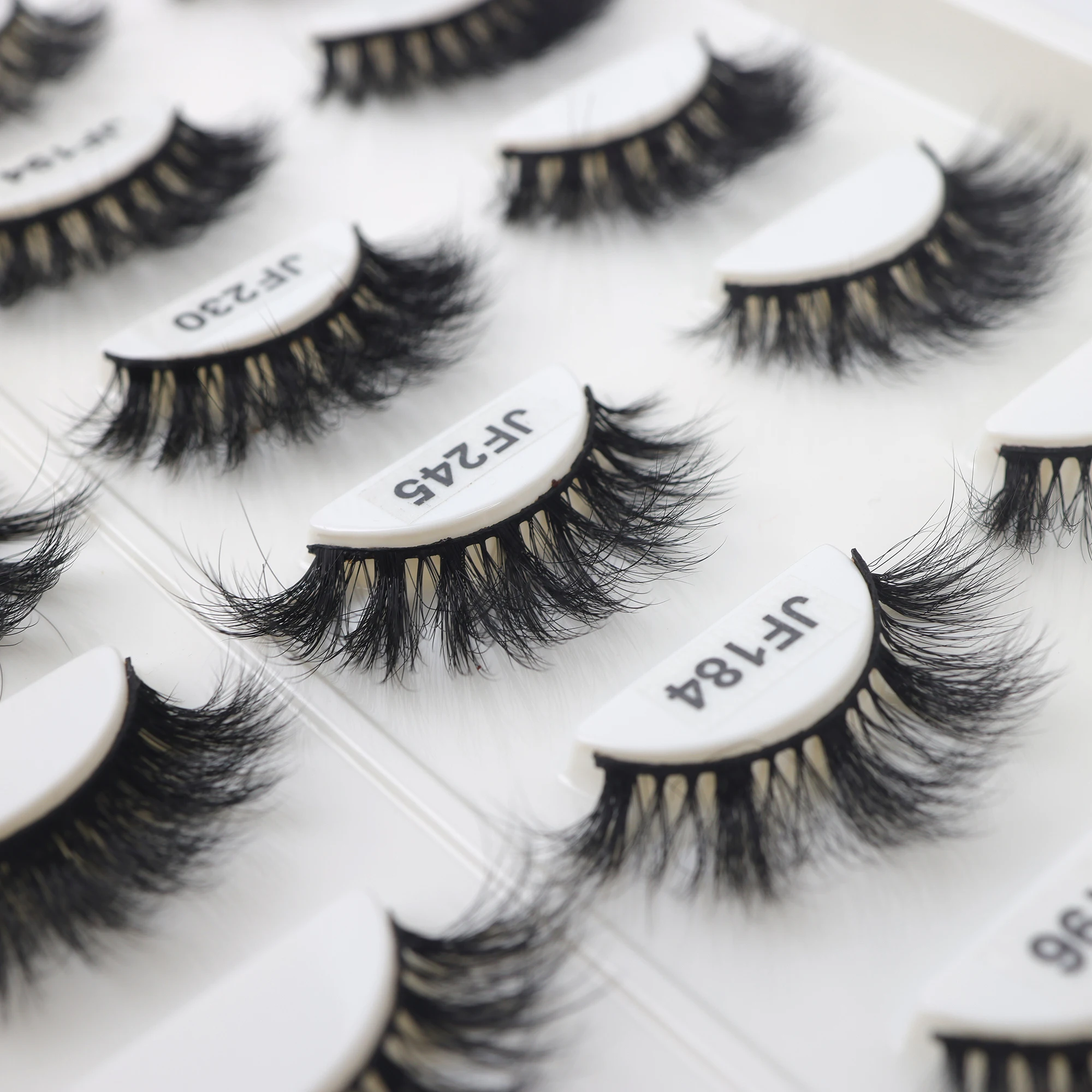 Wholesale Fluffy 100% Real Mink Lashes Private Label Custom 12-15mm ...