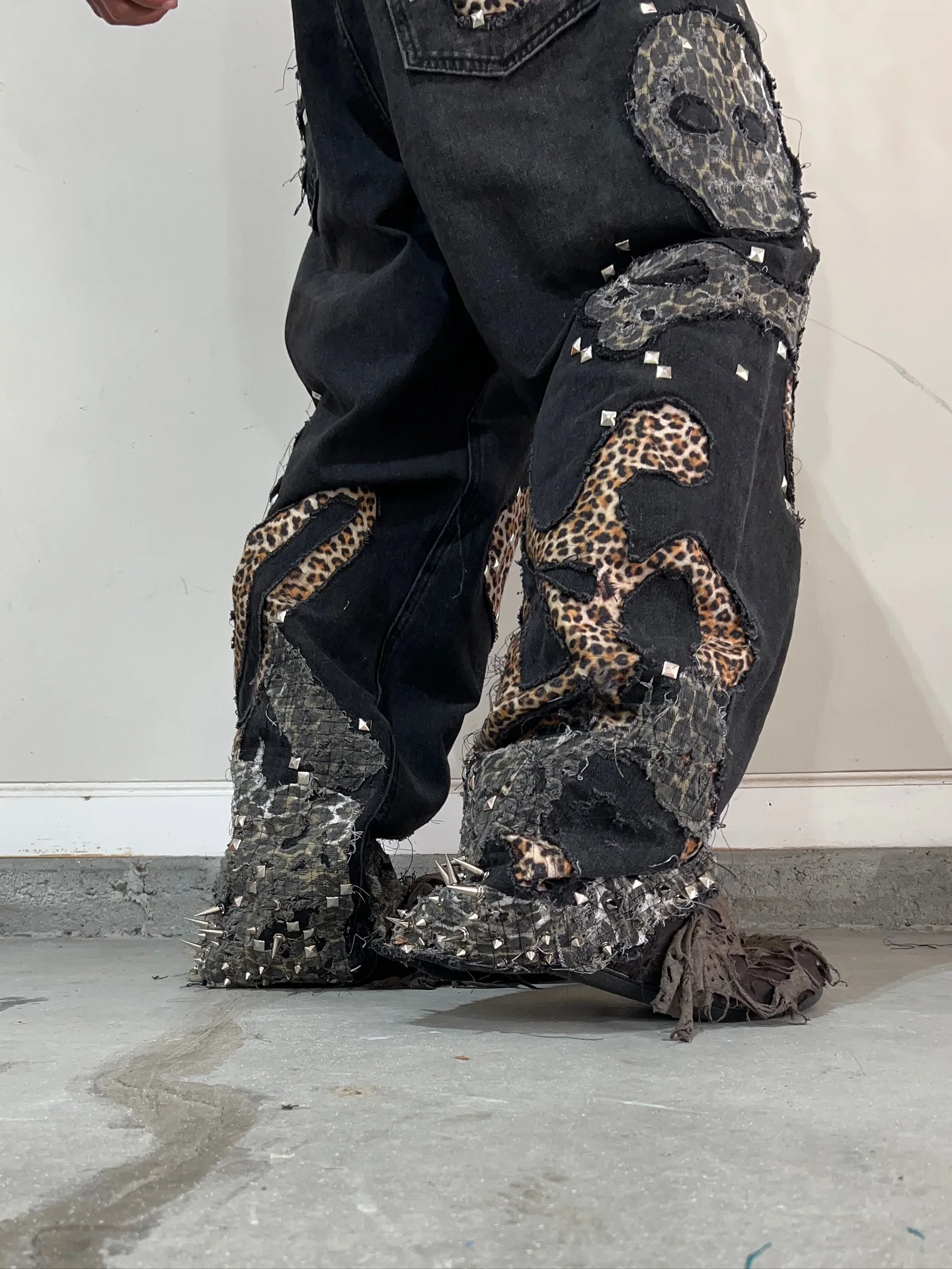 Salati Manufacturer Washed Stitching Spider Web Custom Denim Straight Leg Pants Baggy Jeans Man Men's Jeans Men gallery 5