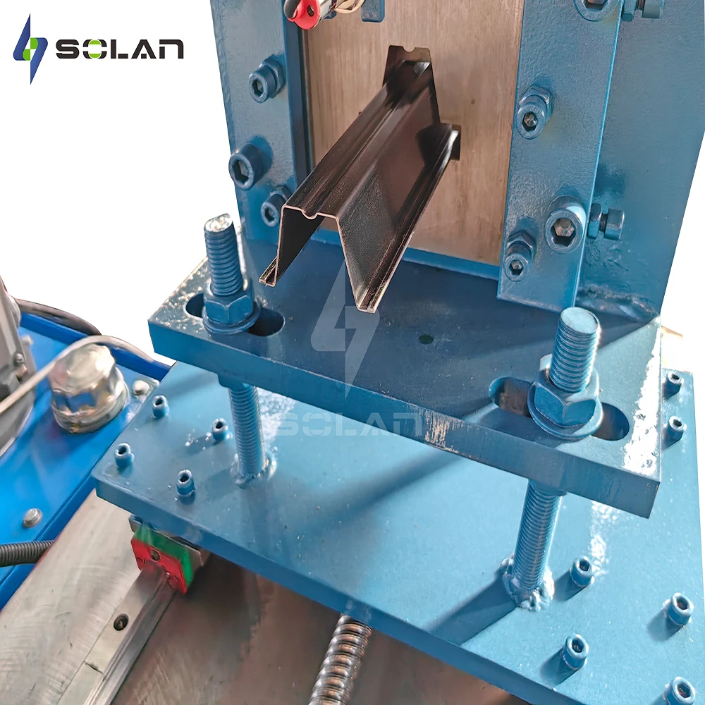 Customized Design Stud and Track Light Kneel Roll Forming Machine with PLC System