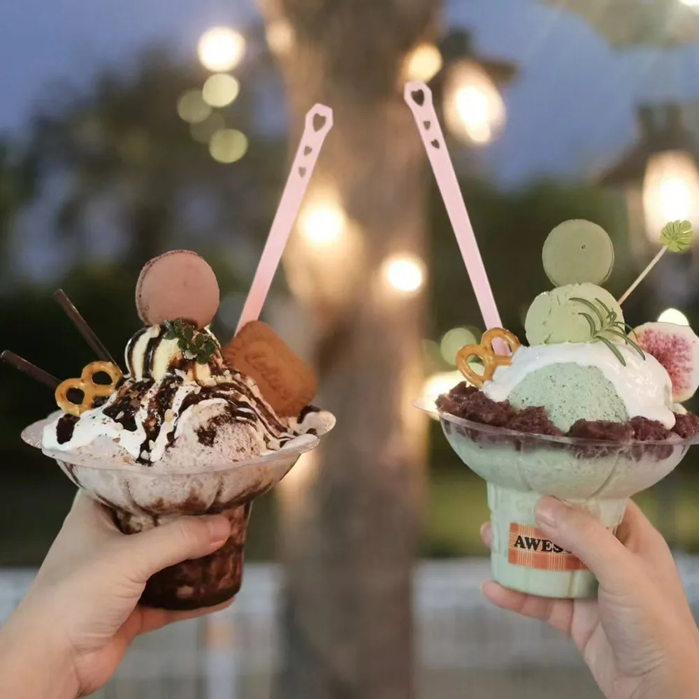 Wholesale Disposable 320ml 450ml Clear Plastic Cups Flower Shaped Snow Cone Dessert Mousse Bowl for Ice Cream Shaved Ice
