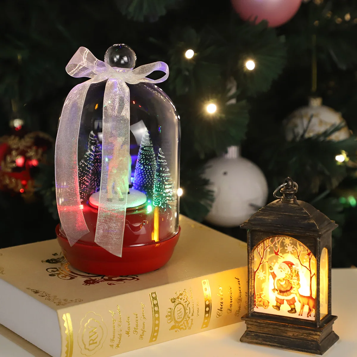 Wholesale natural handmade hollow glass blown elegant Christmas scene music spun dome ornaments presents crafts suppliers