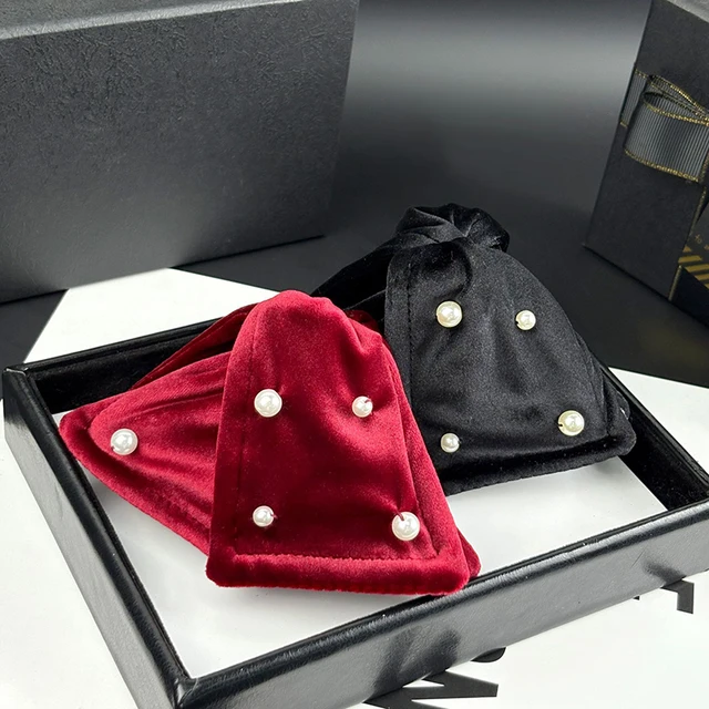 New Autumn and Winter Velvet Fabric Hair Clip High-end Pearl Triangular Women's Hair Claw Elegant Sweet Light Luxury Hair Clip