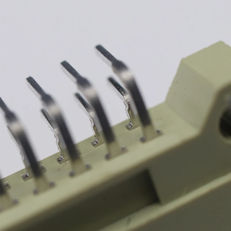 
 2,54 мм DIN 41612 мужской двухрядный прямоугольный  