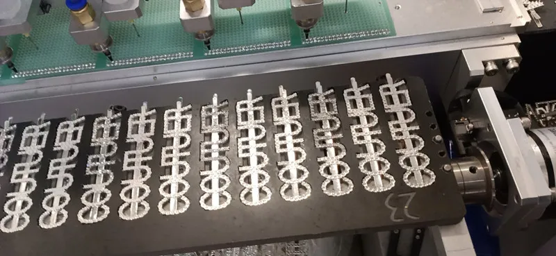 Заколки для волос со стразами