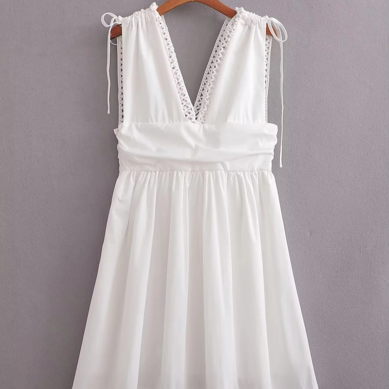 Women's Sexy Backless Dresses Solid Deep V Neck Lace Knotted Shoulder Ruched Mini Dress Side