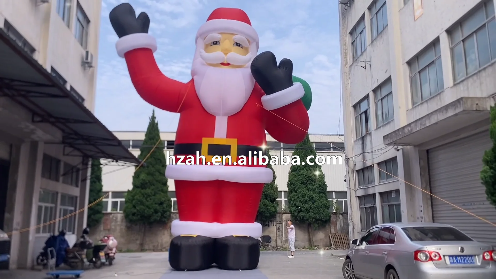 Customized Inflatable Cartoon Large Giant Inflatable Model Santa For