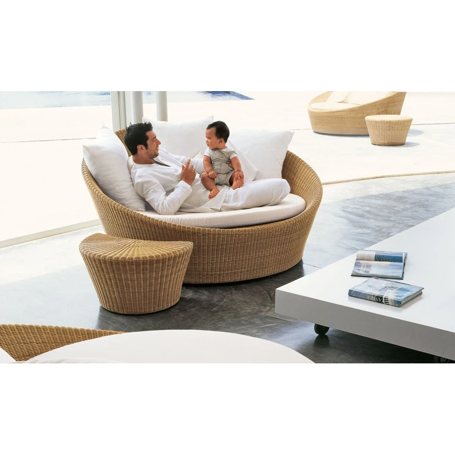 double rattan lounger