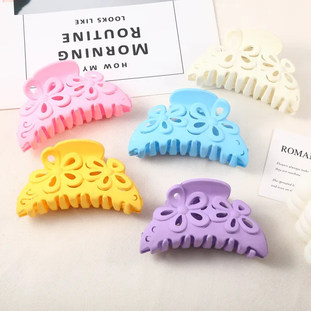 Large Plastic Hollowed-out Hair Clips Colorful square Frosted Large Gripper Candy-colored Shark Clip