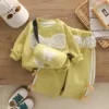 Set due pezzi con borsa a fiocco grande, maniche lunghe, giallo e verde
