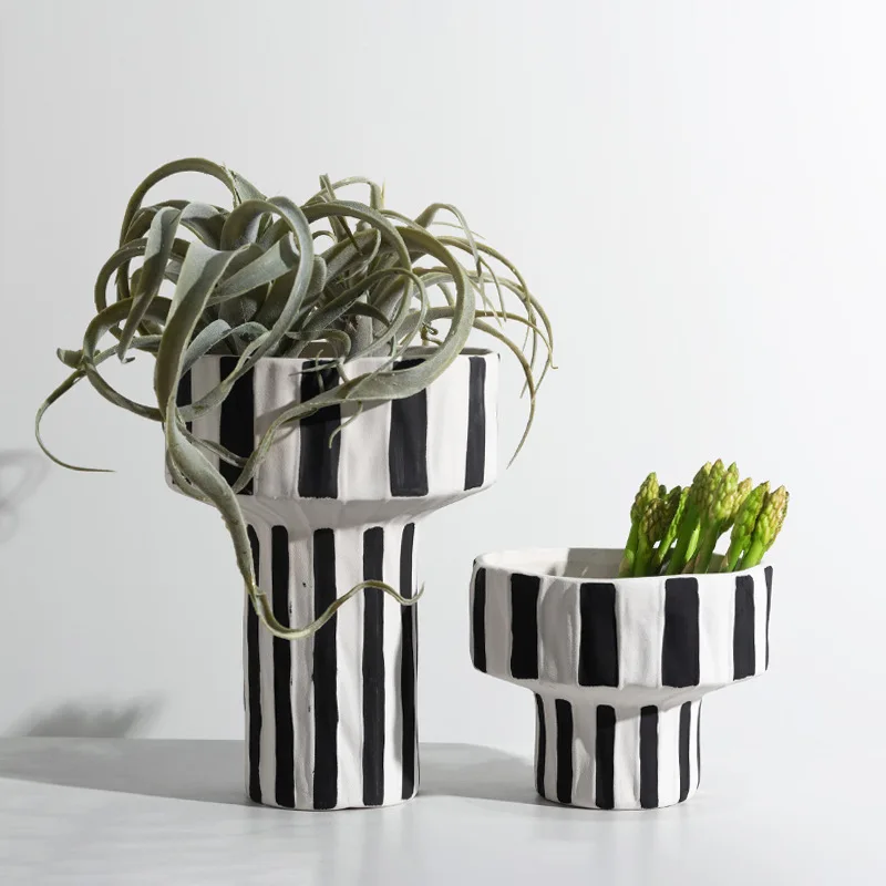 Nordic Vintage Art Deco Design Ceramic Vase for Home Decor