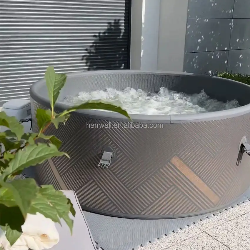 Portable Outdoor Hot Tub & Jacuzzi for 4-6 Persons - OEM/ODM