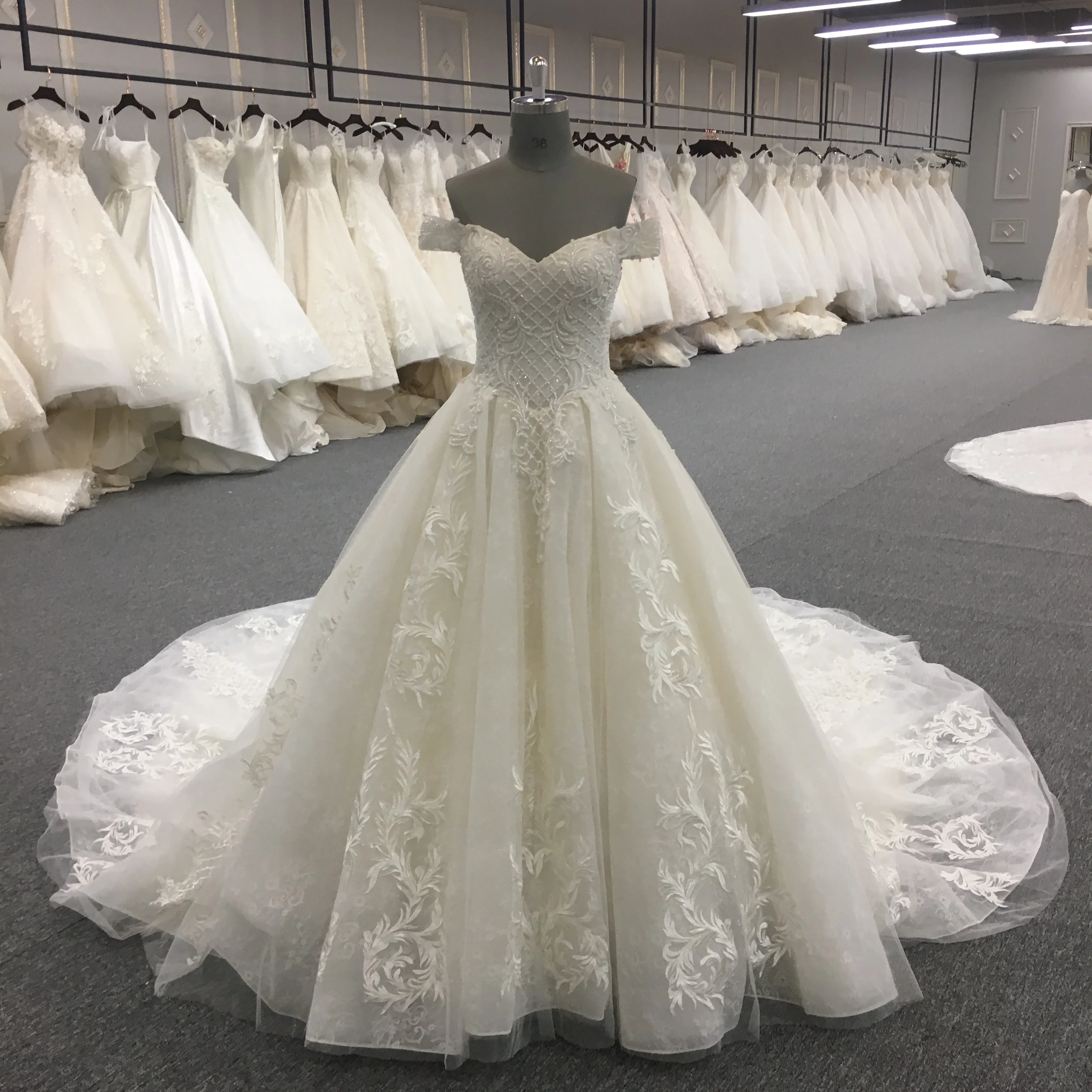 Real Sample Wedding Dress Off Shoulder Design Ball Gown Dresses For Bridal  Wear Vestido De Novia Dy8   Buy Wedding Dress Bridal Gown,Wedding ...