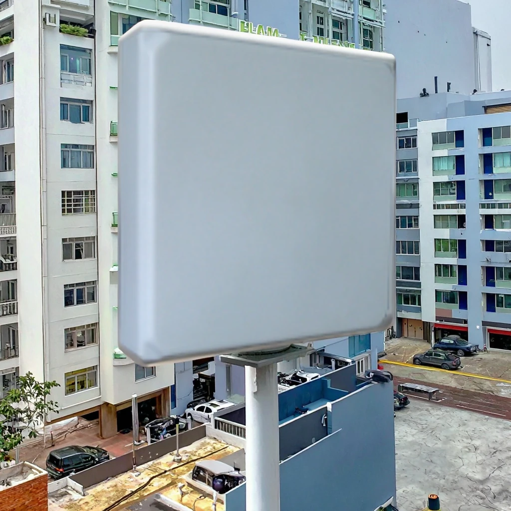 High-Efficiency Link 2-Port 15dBi 60° Sector Antenna for Stable Long-Range PtP and PtMP Connections